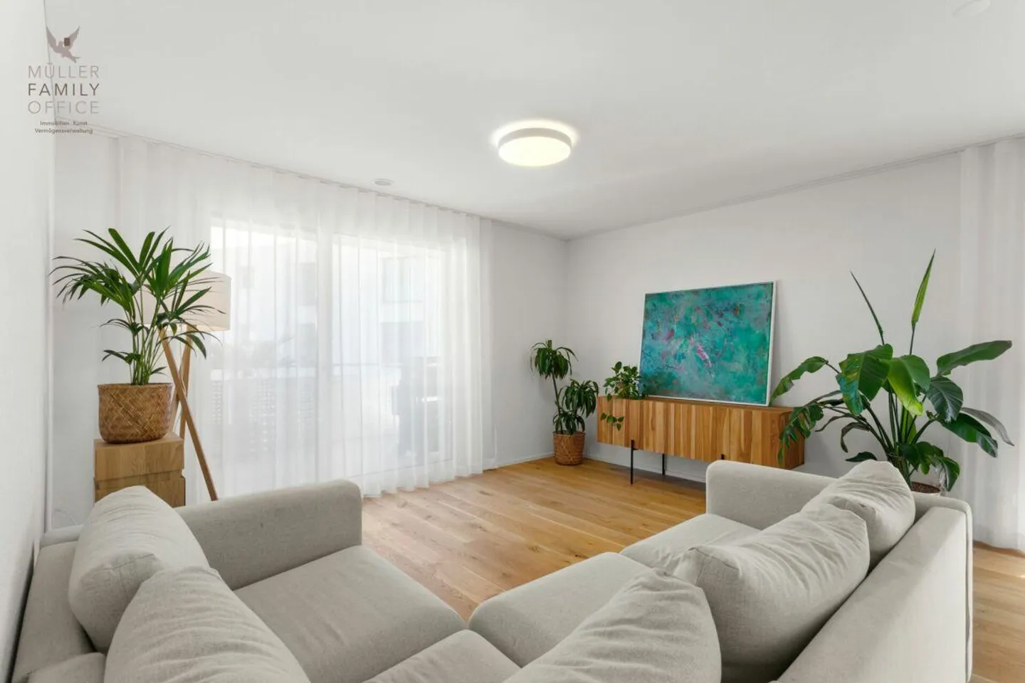 Newly built and family-friendly 4 1/2 room apartment with large balcony and high-quality finish - Photo 10 of 13