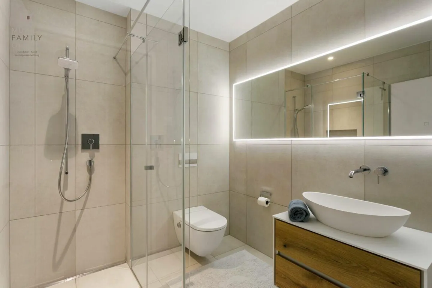 Newly built and family-friendly 4 1/2 room apartment with large balcony and high-quality finish - Photo 13 of 13