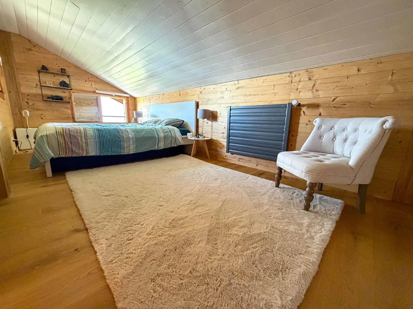 Chalet magnificamente ristrutturato su un bellissimo lotto pianeggiante a Ovronnaz/VS - Foto 8 di 20
