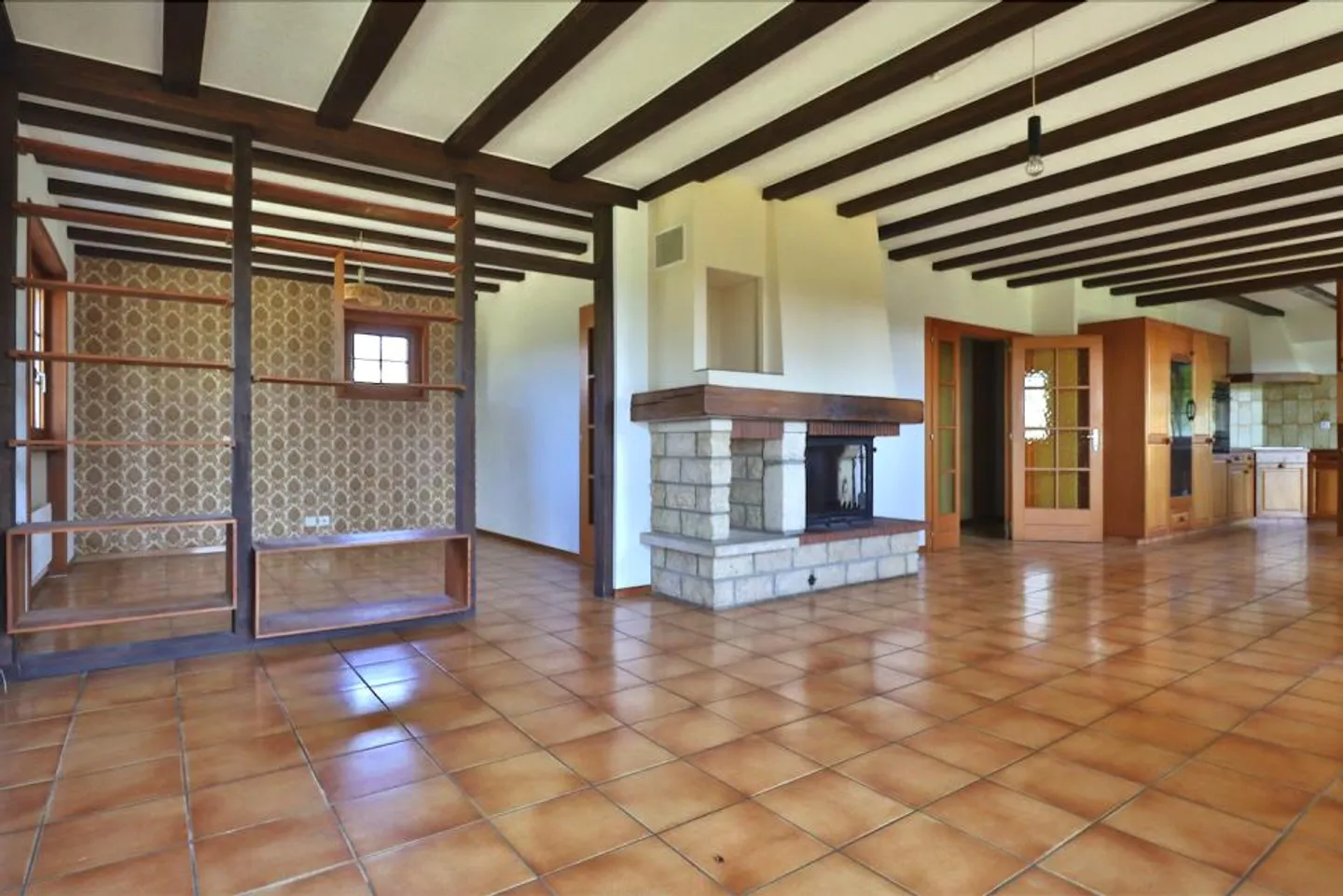 Villa vaudoise con oltre 320 m2 di superficie utile nel mezzo della natura - Foto 5 di 13