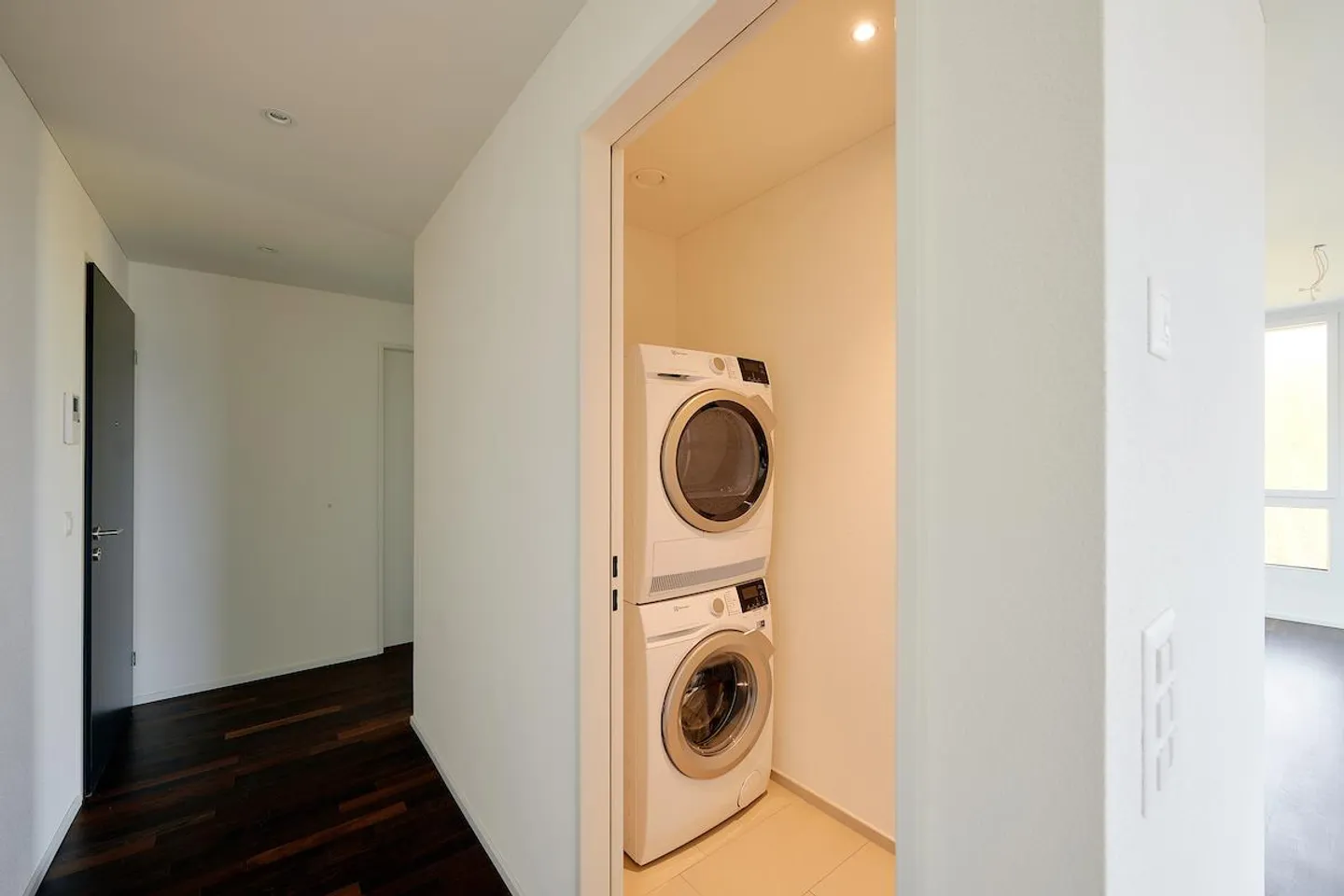 Nuovo appartamento con loggia spaziosa cercato? - Foto 6 di 8