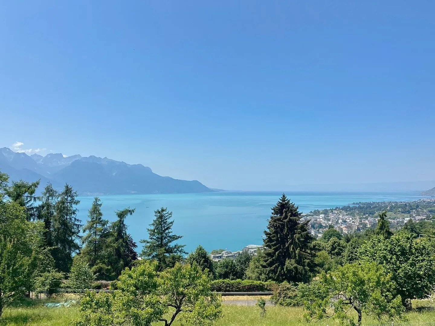 4.5 rooms - 165 m2 with extraordinary view - Photo 1 of 13