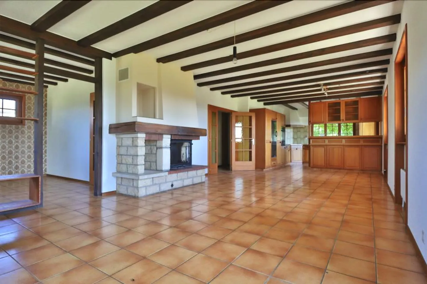 Villa vaudoise con oltre 320 m2 di superficie utile nel mezzo della natura - Foto 8 di 13