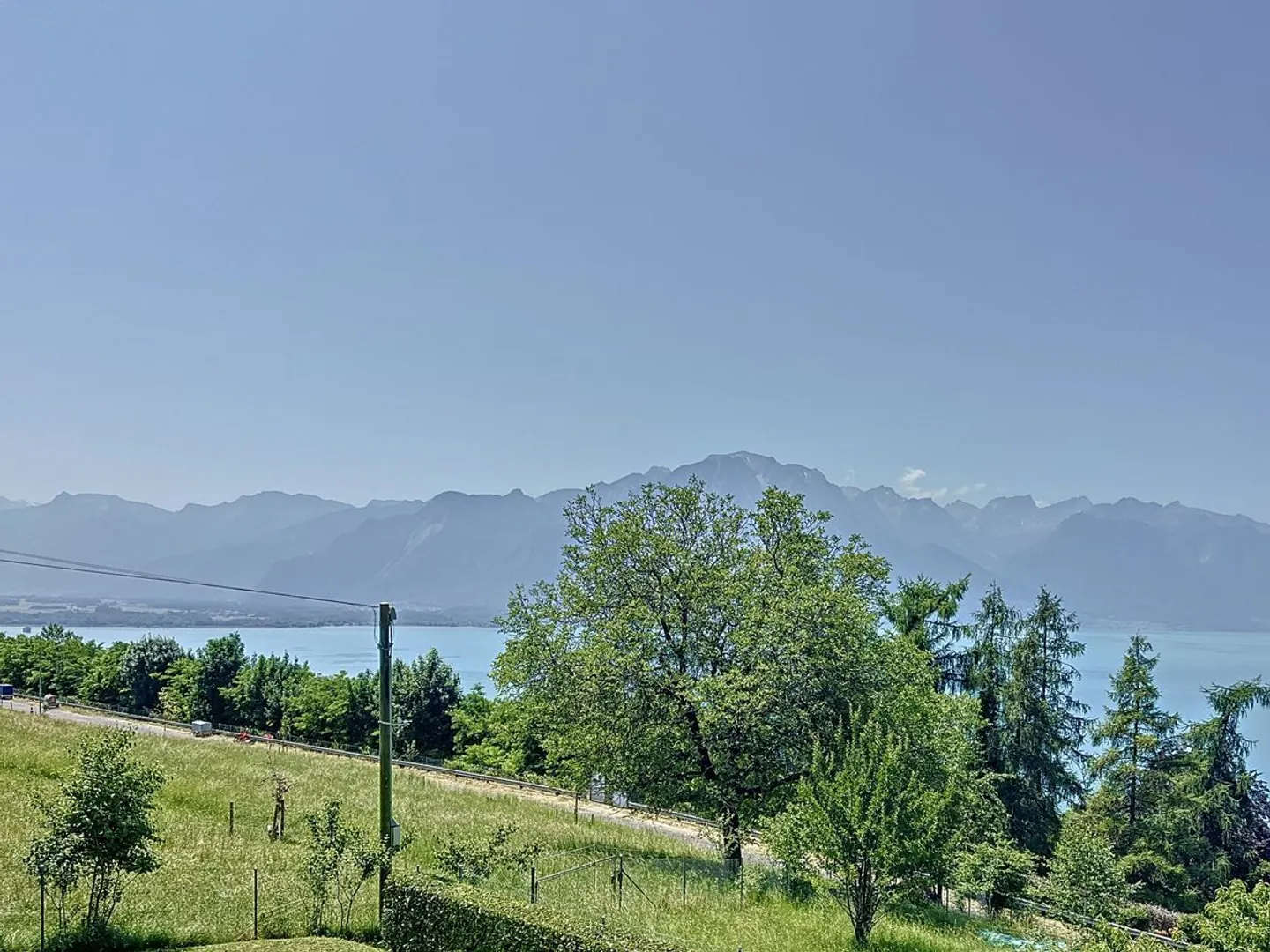 4.5 rooms - 165 m2 with extraordinary view - Photo 3 of 13