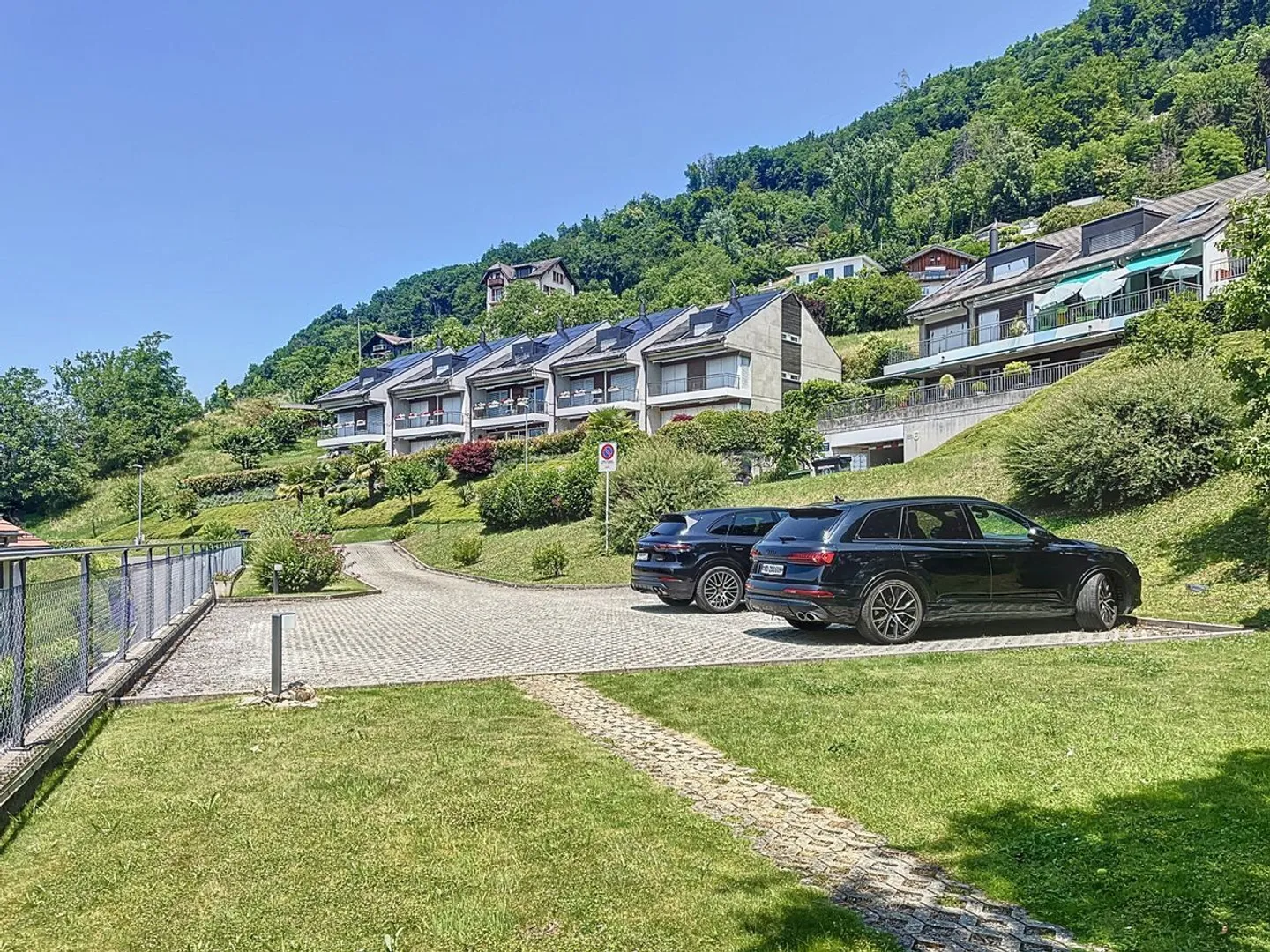 4.5 rooms - 165 m2 with extraordinary view - Photo 8 of 13