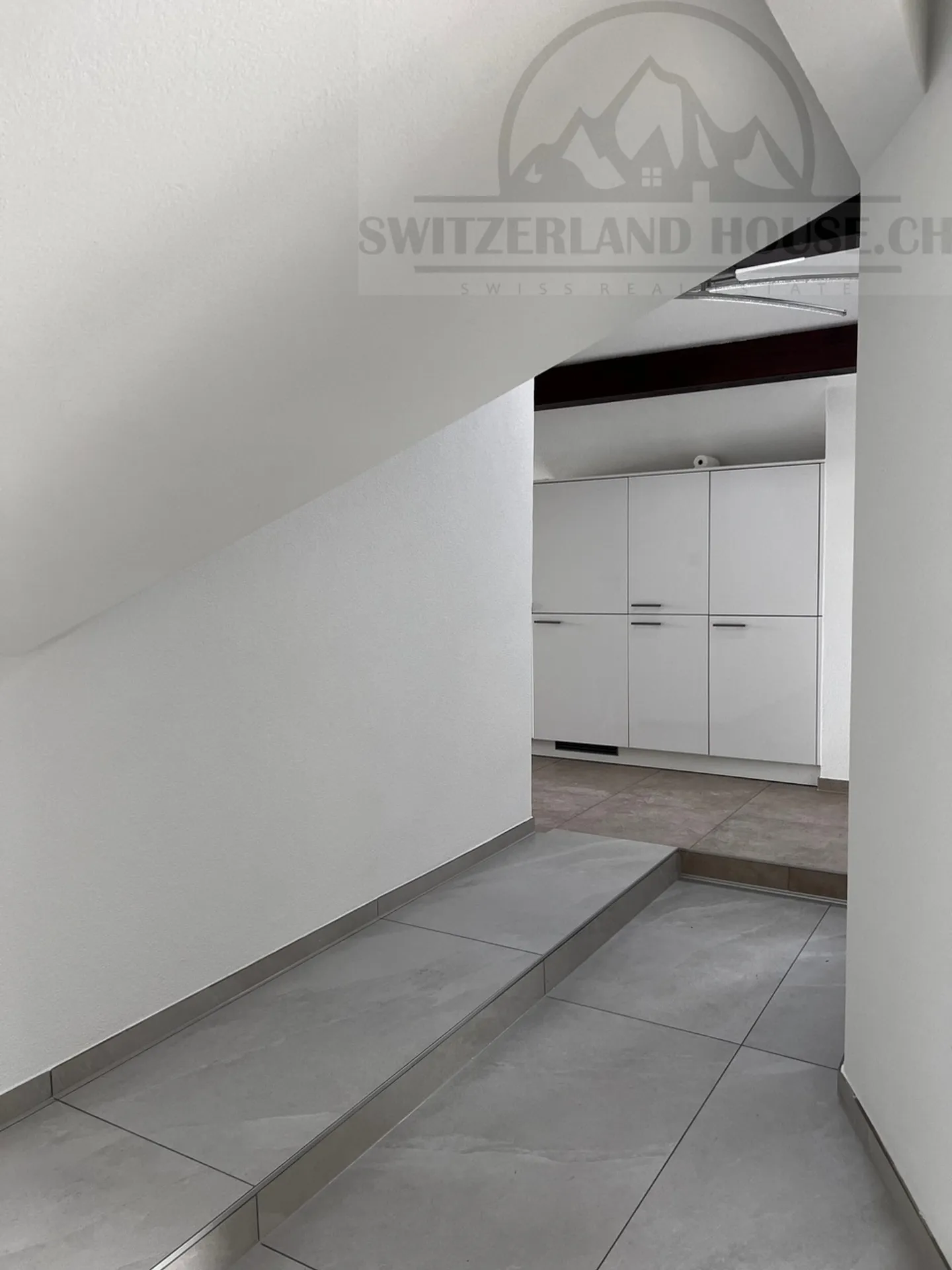 Charming 3.5 pcs with character in Ecuvillens close to nature and amenities - Photo 5 of 11