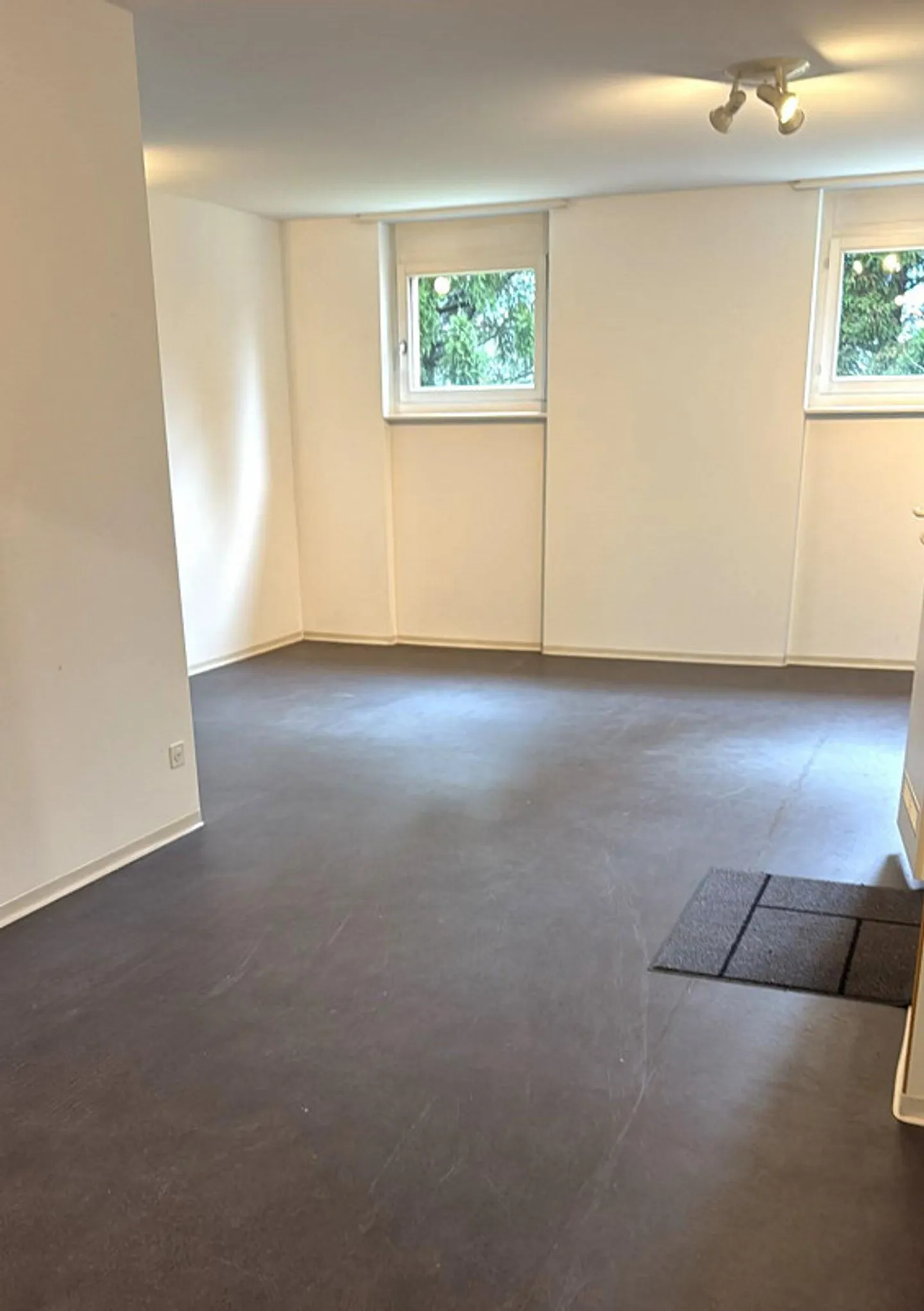 ampia stanza hobby/atelier in affitto a Lucerna - Foto 4 di 5