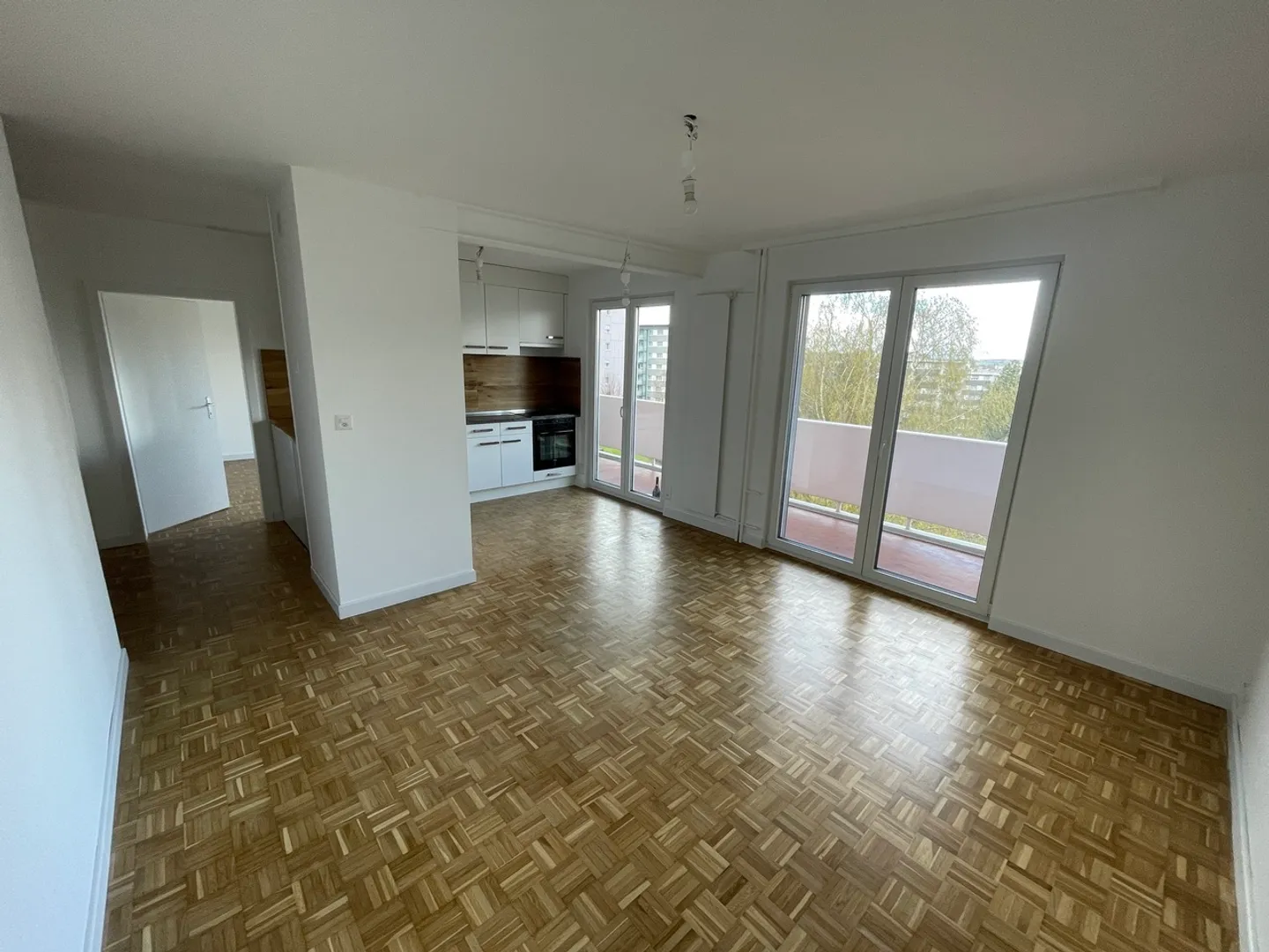 Bell'appartamento di 2,5 locali completamente ristrutturato - Foto 2 di 4