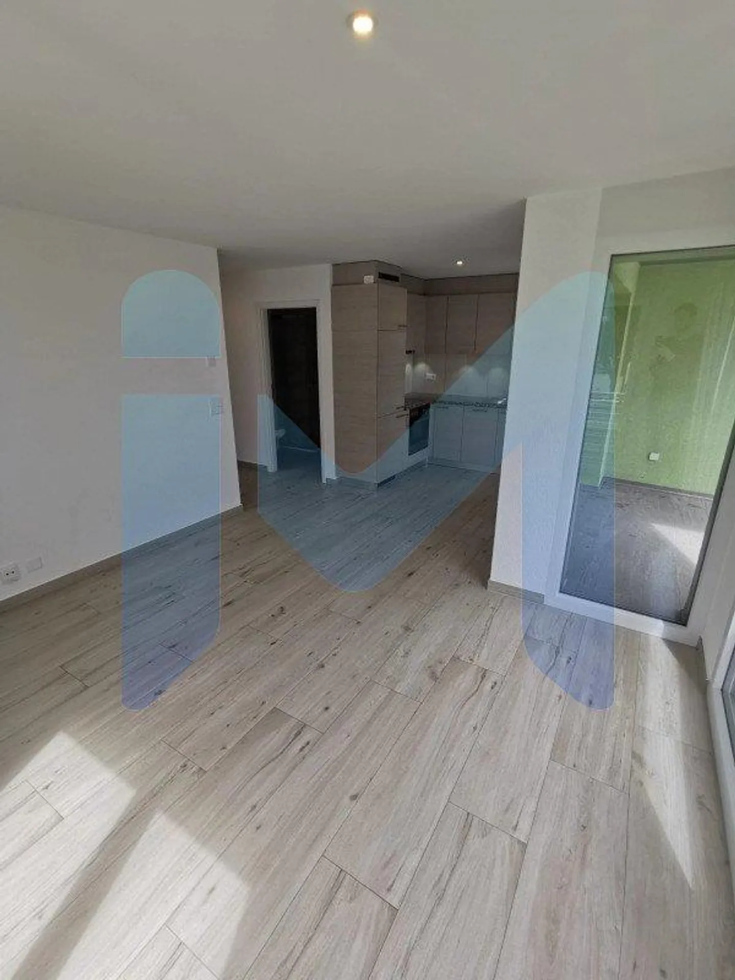1 Bedroom, 1 Bathroom Apartment / Condominium - Photo 4 of 8