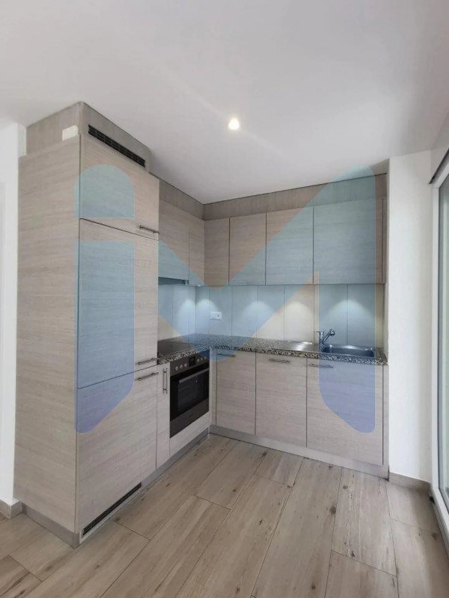 1 Bedroom, 1 Bathroom Apartment / Condominium - Photo 8 of 8