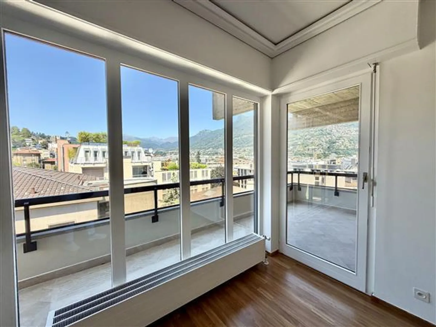Lugano: 1,5-Zimmer-Wohnung - Foto 1 von 12