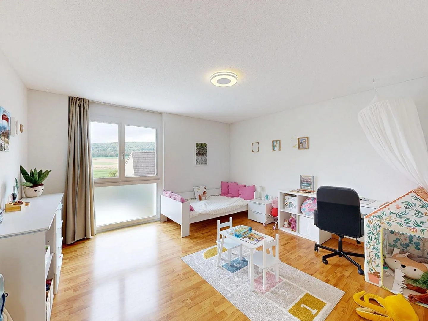 Spacious 4.5-room single-family house with developed hobby room - Photo 9 of 20