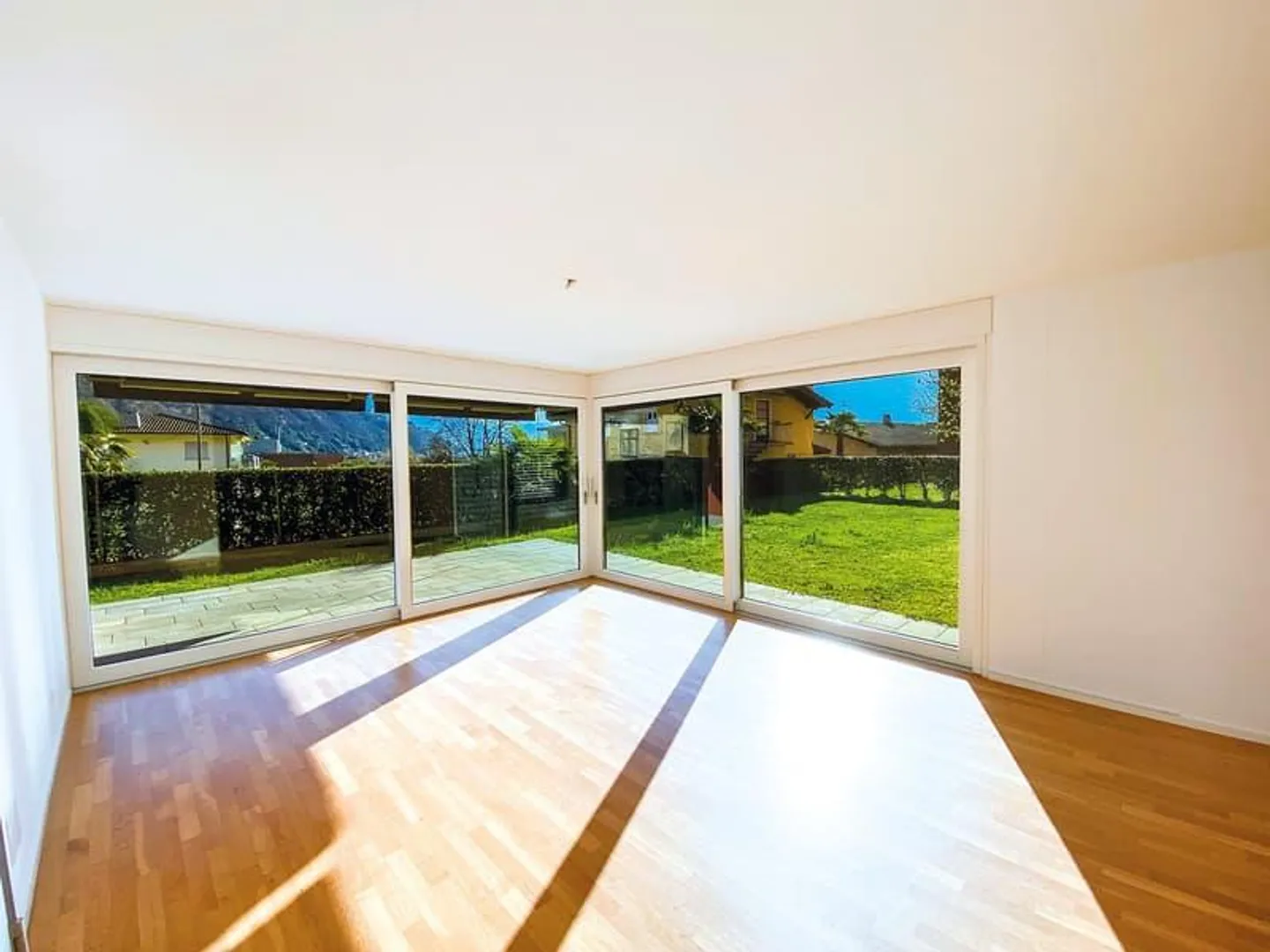 Splendide 4.5 avec jardin - Appartement jardin - Photo 1 sur 23