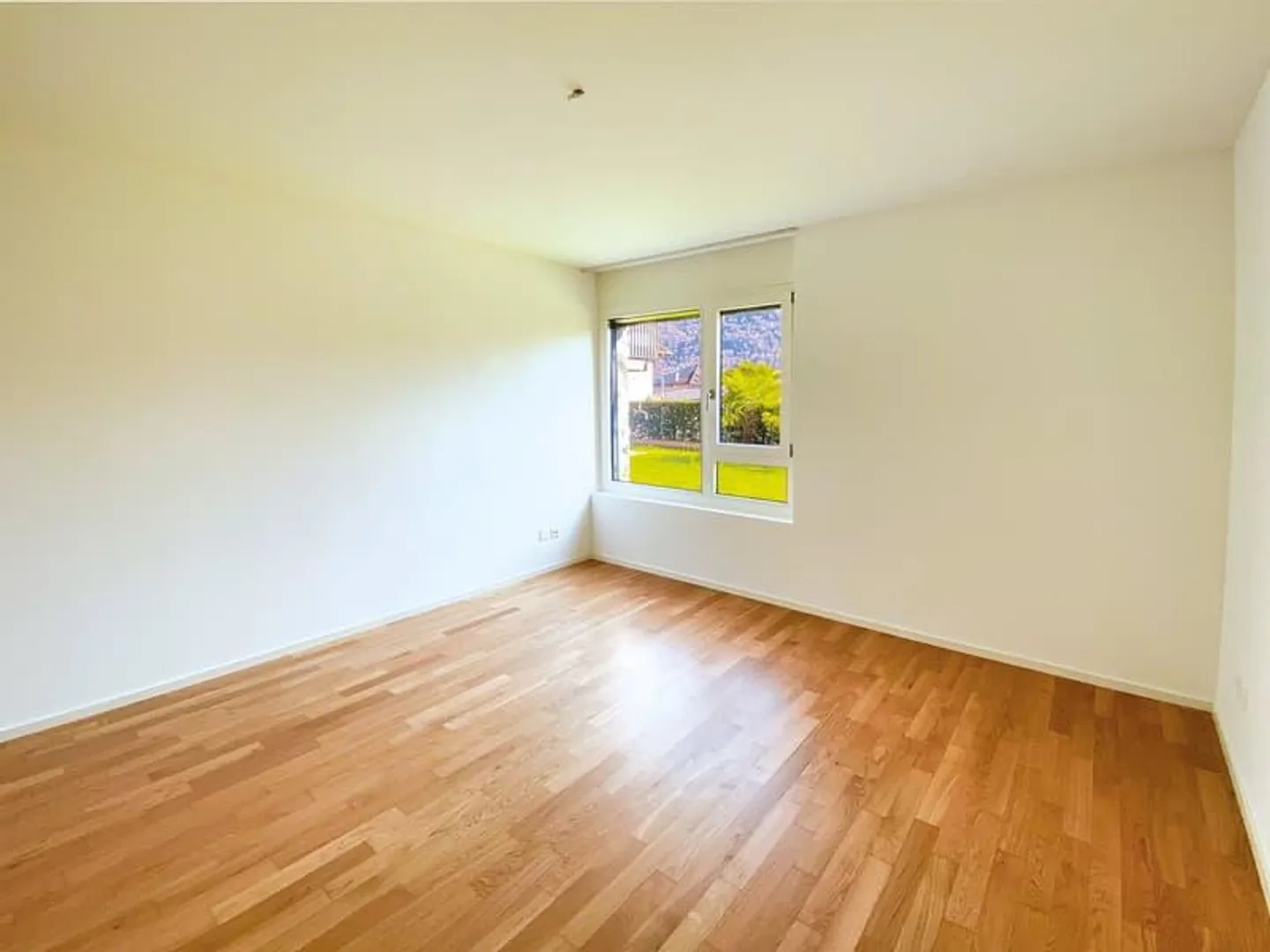 Splendide 4.5 avec jardin - Appartement jardin - Photo 13 sur 23