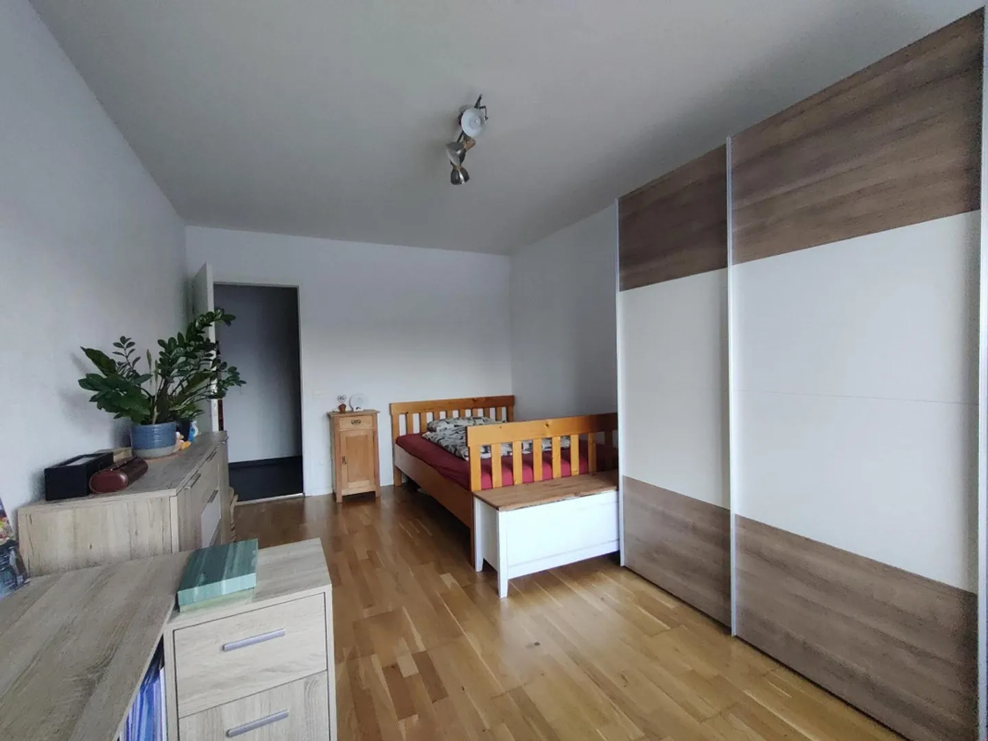 Gemütliche Wohnung mit Balkon in Zürich - Foto 6 von 9