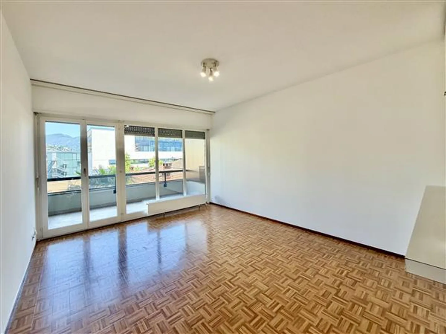Lugano: 1,5-Zimmer-Wohnung - Foto 10 von 12