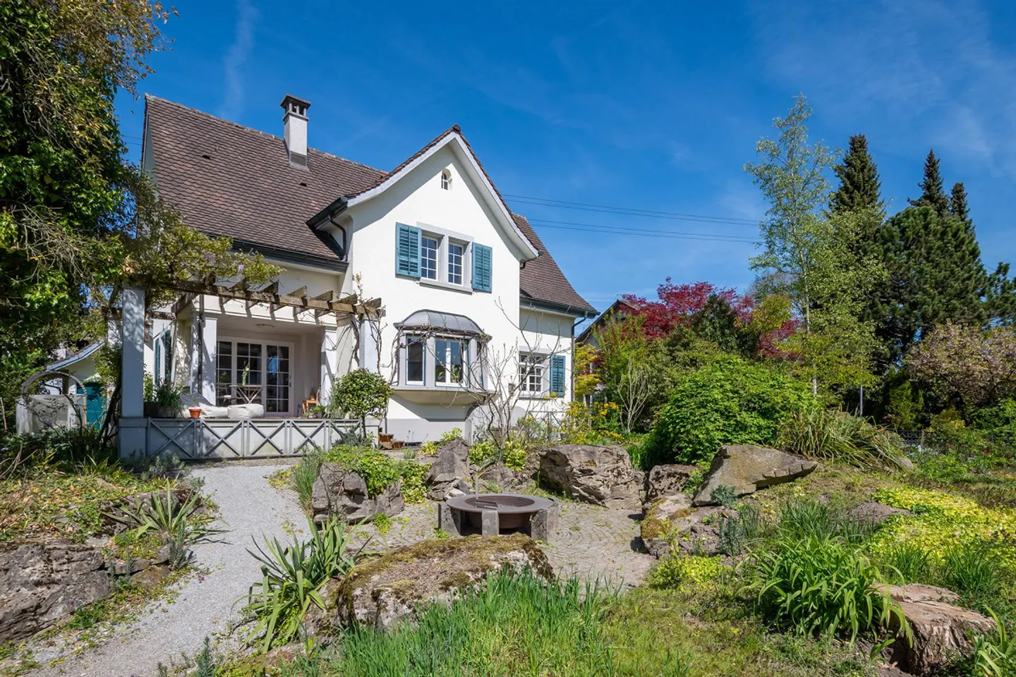 Propriété charmante avec beau jardin - Photo 5 sur 26