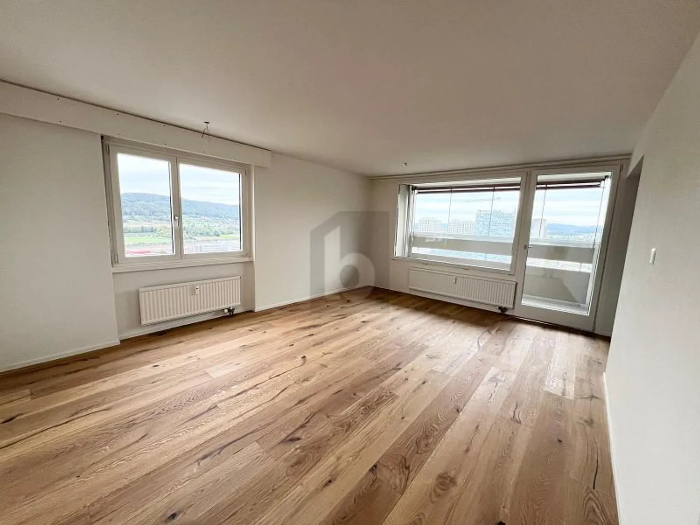 BAIGNÉ DE LUMIÈRE AVEC VUE - Photo 2 sur 5