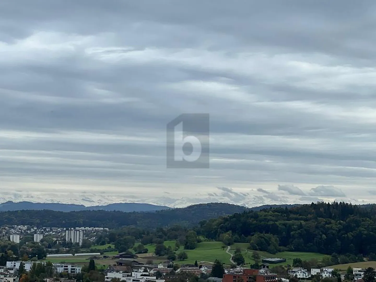 BAIGNÉ DE LUMIÈRE AVEC VUE - Photo 4 sur 5
