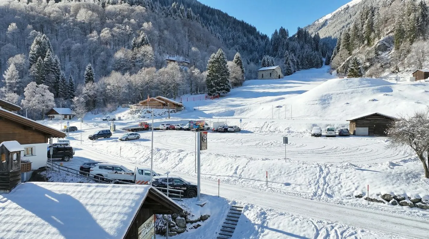 Appartamento di 5,5 stanze Maisonette all'ultimo piano della Casa Madrisa Alpenblick - Foto 3 di 13