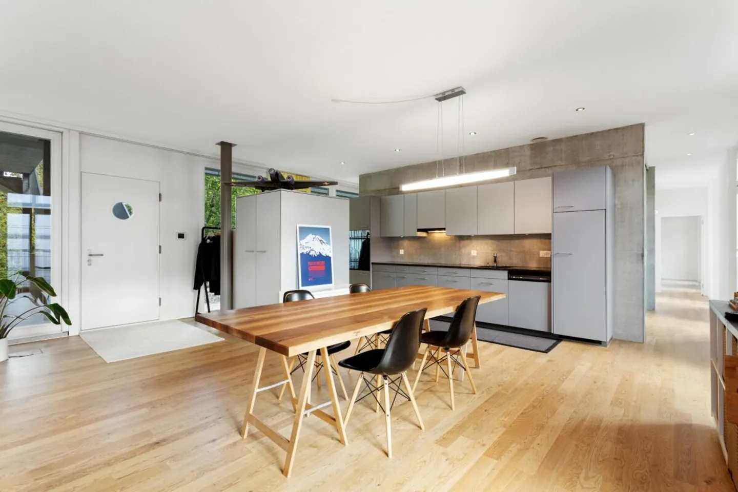 La tua nuova casa nel cuore di Winterthur - moderna, luminosa e centrale! - Foto 3 di 15