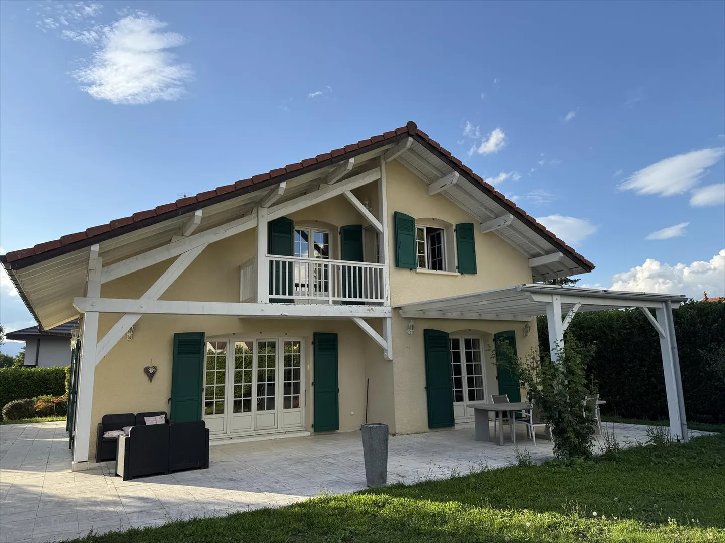 Villa - Foto 1 di 10