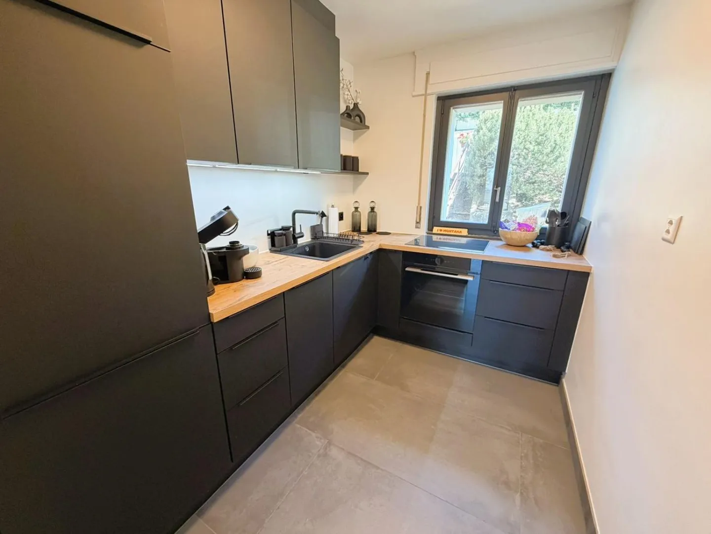 Magnificent 3.5 rooms totally renovated - Spacious & Bright - Quiet place - Bi - Photo 9 of 21