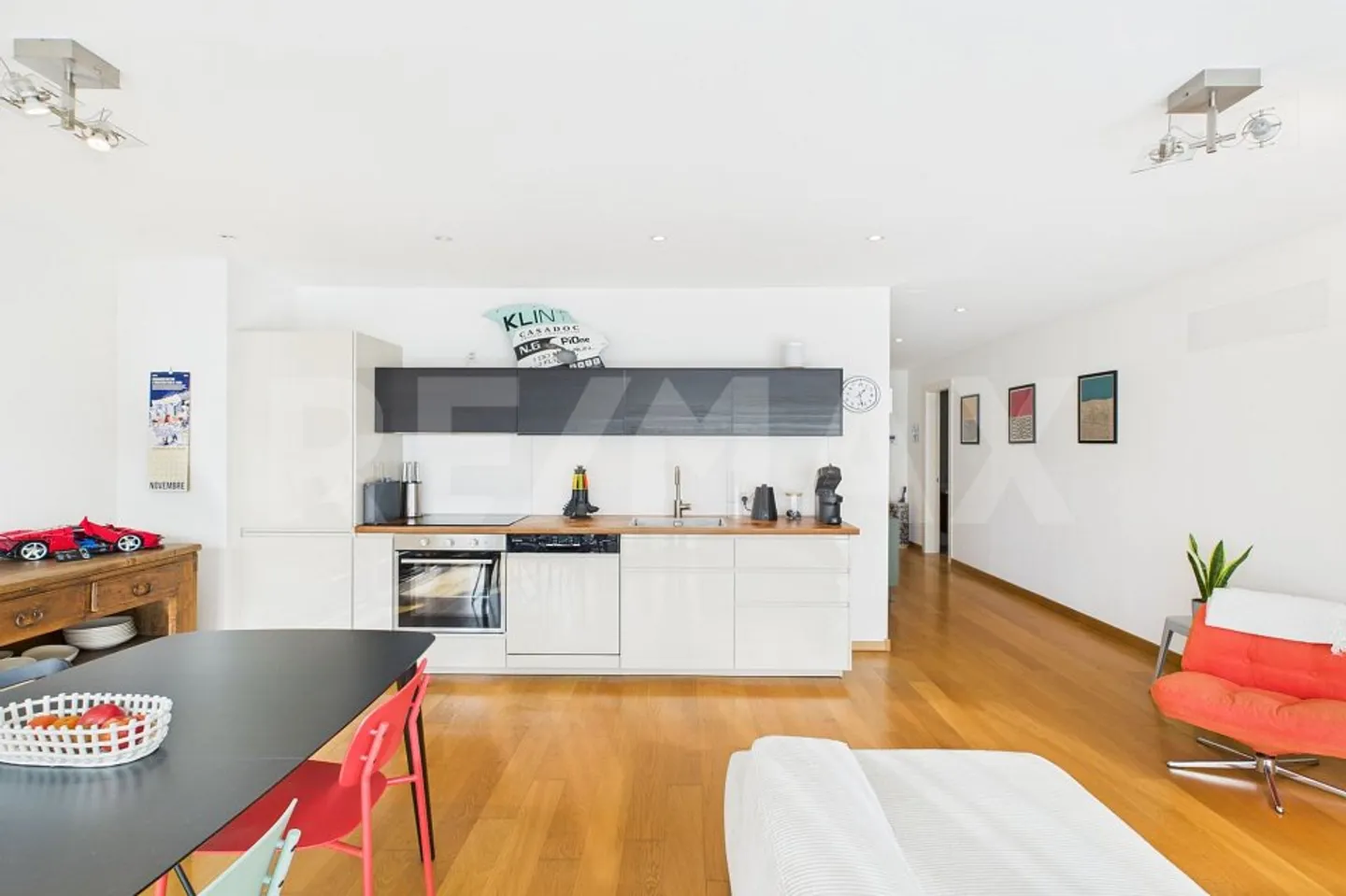 Moderne 2-Zimmer-Wohnung mit Keller und Parkplatz - Foto 3 von 13