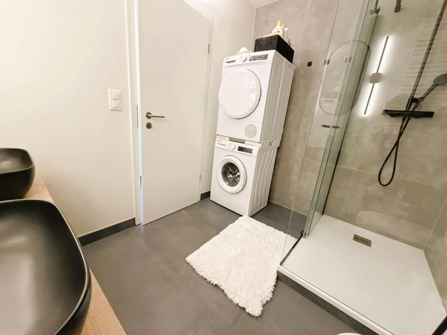 Magnificent 3.5 rooms totally renovated - Spacious & Bright - Quiet place - Bi - Photo 16 of 21