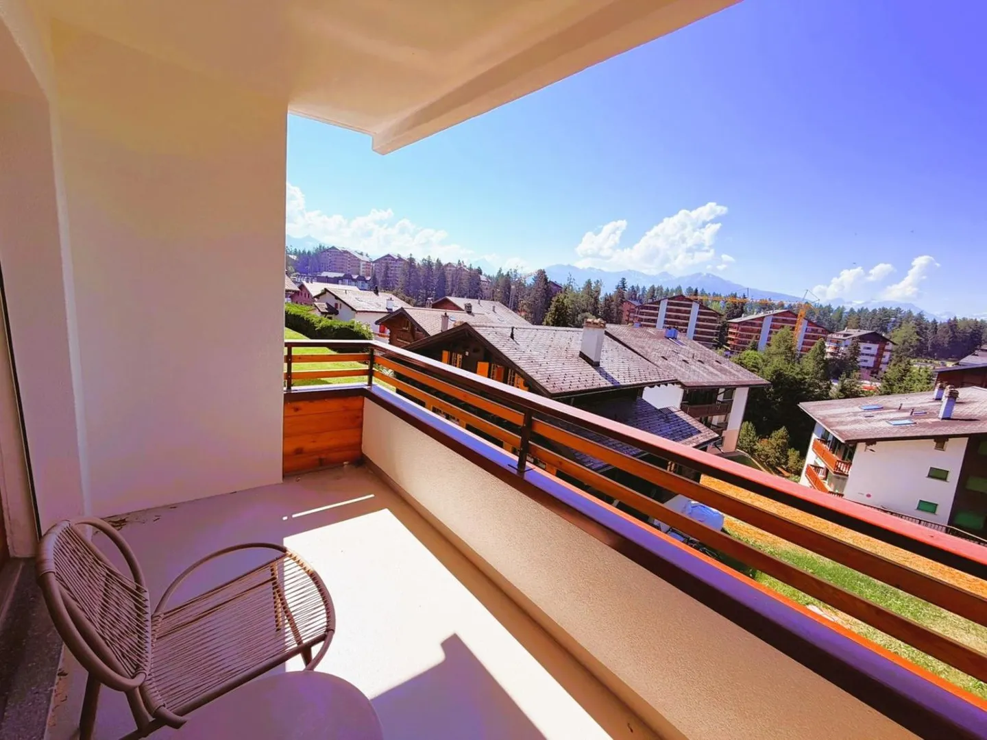 Magnificent 3.5 rooms totally renovated - Spacious & Bright - Quiet place - Bi - Photo 18 of 21
