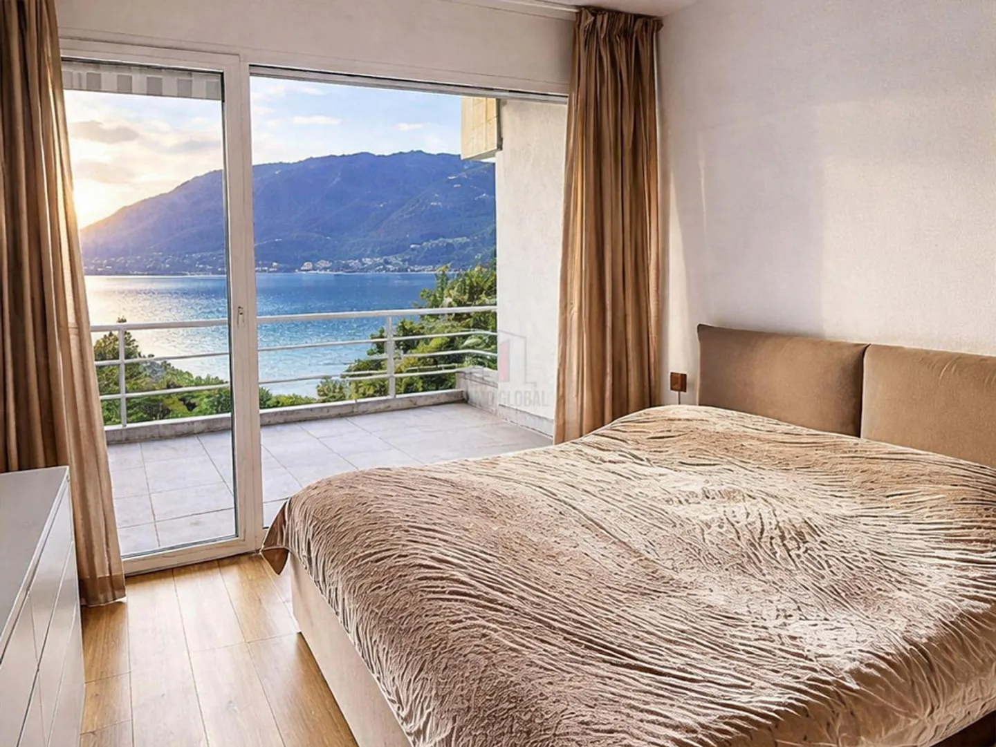 VUE SUR LE LAC, APPARTEMENT EXCLUSIF DE DEUX CHAMBRES - Photo 6 sur 9