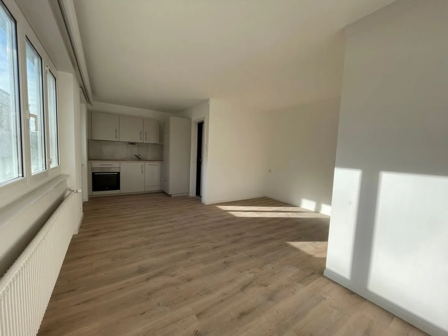 Studio lumineux dans le centre-ville - Photo 1 sur 6
