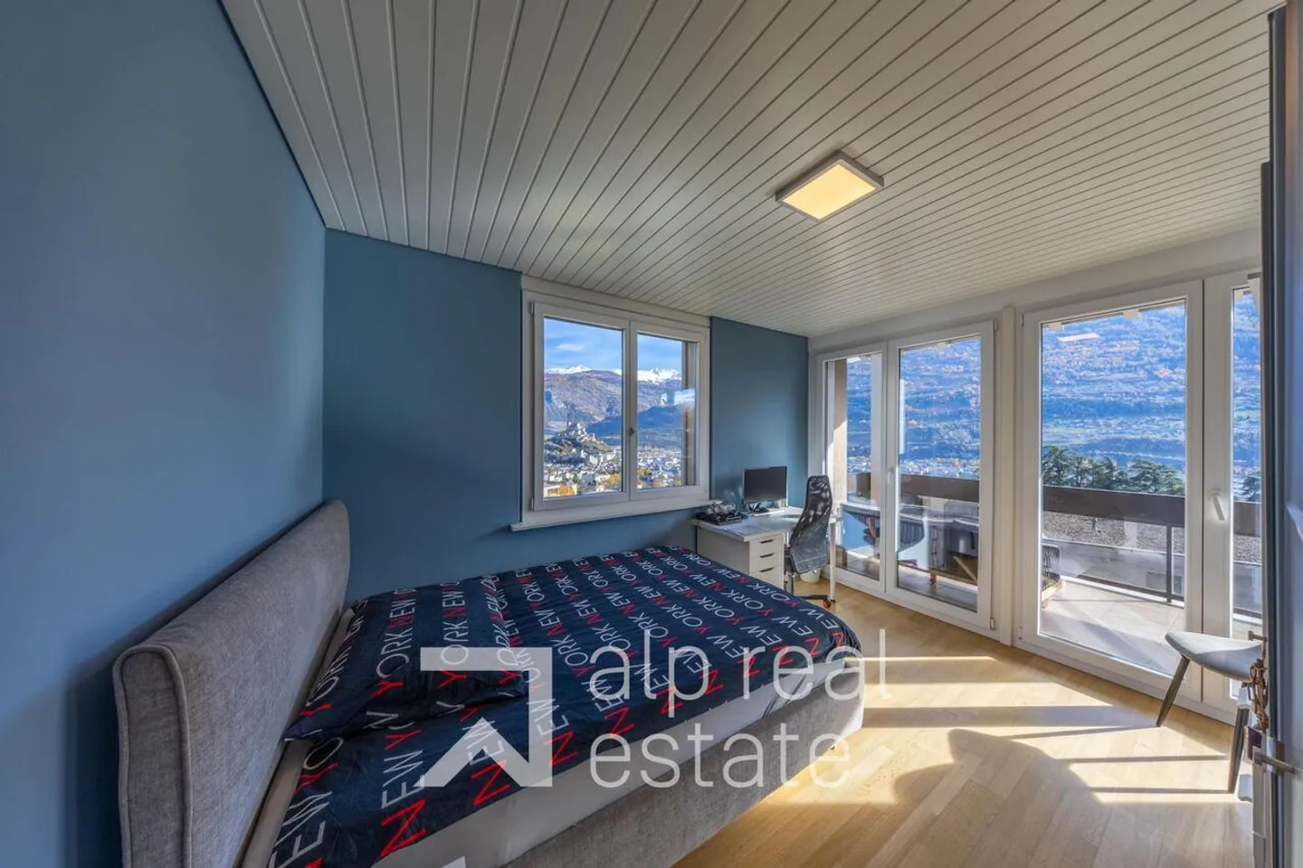 Villa architettonica con vista panoramica sui castelli - Foto 12 di 17