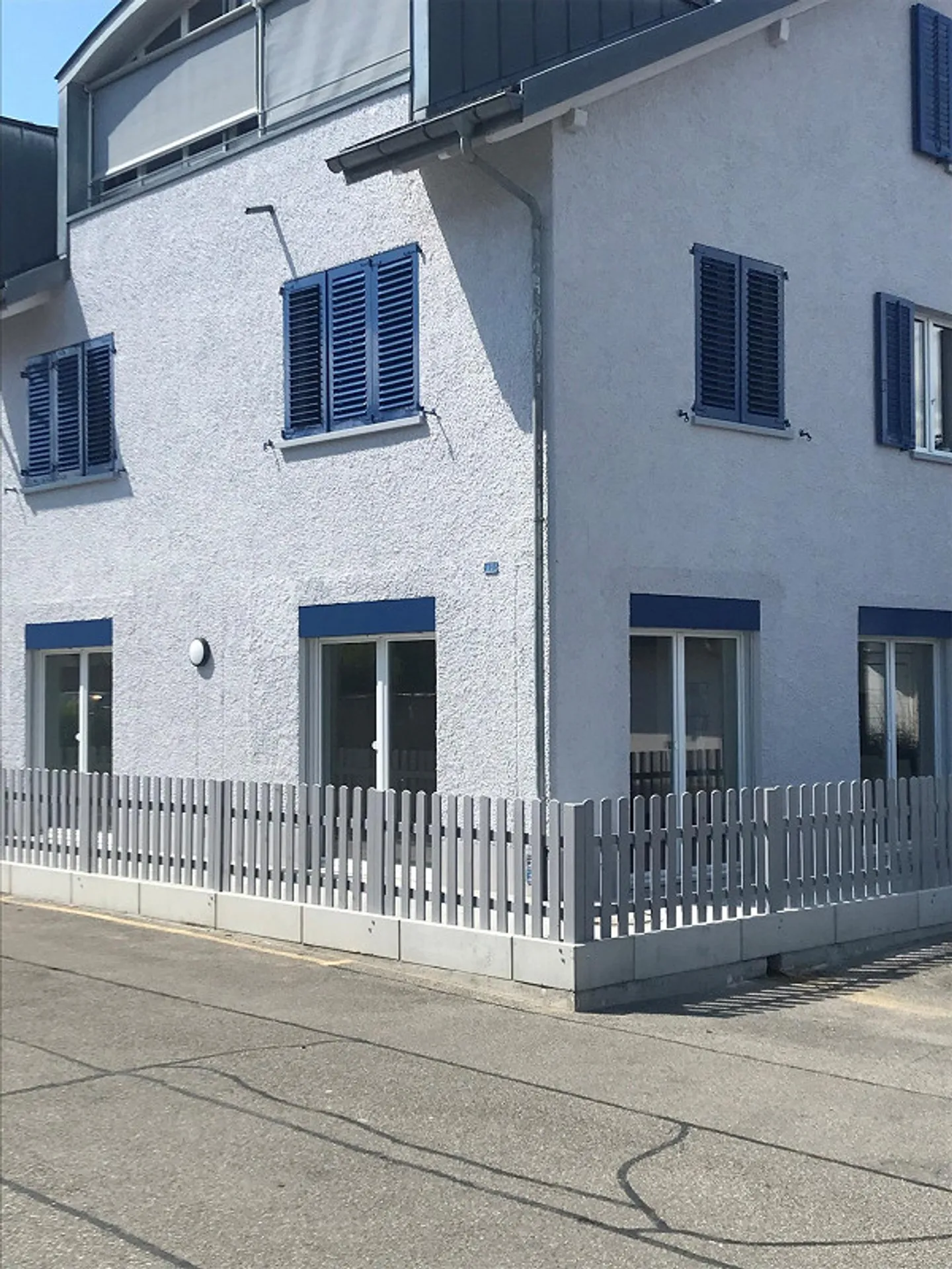 Appartement moderne et spacieux de 2.5 pièces à louer - Photo 1 sur 7