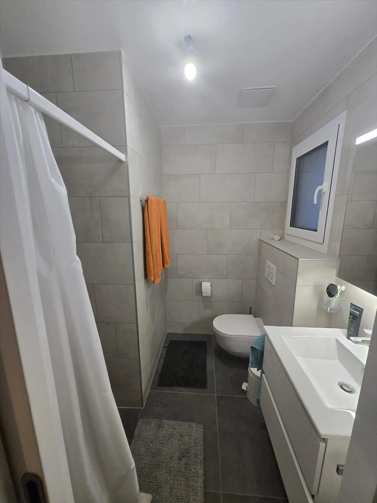 3.5 Room Apartment - Photo 8 of 8