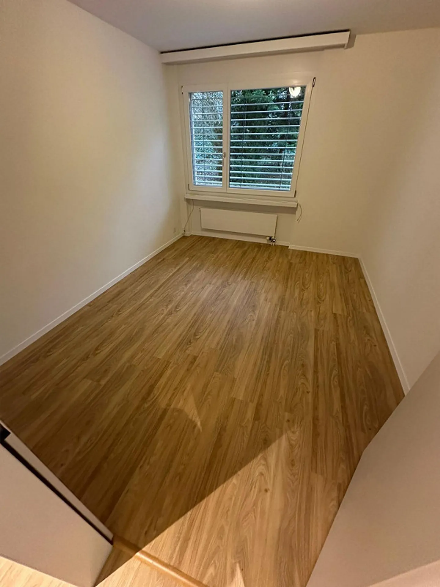 Appartement de jardin exclusif de 4,5 pièces avec jardin d'hiver et cheminée - Photo 9 sur 13