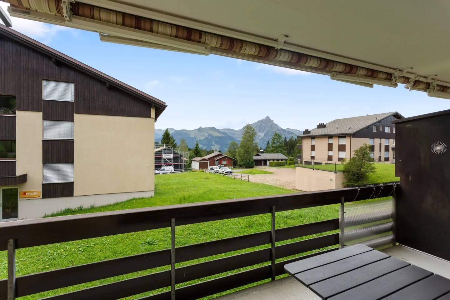 Gemütliche Wohnung mit Bergsicht - Foto 2 von 12