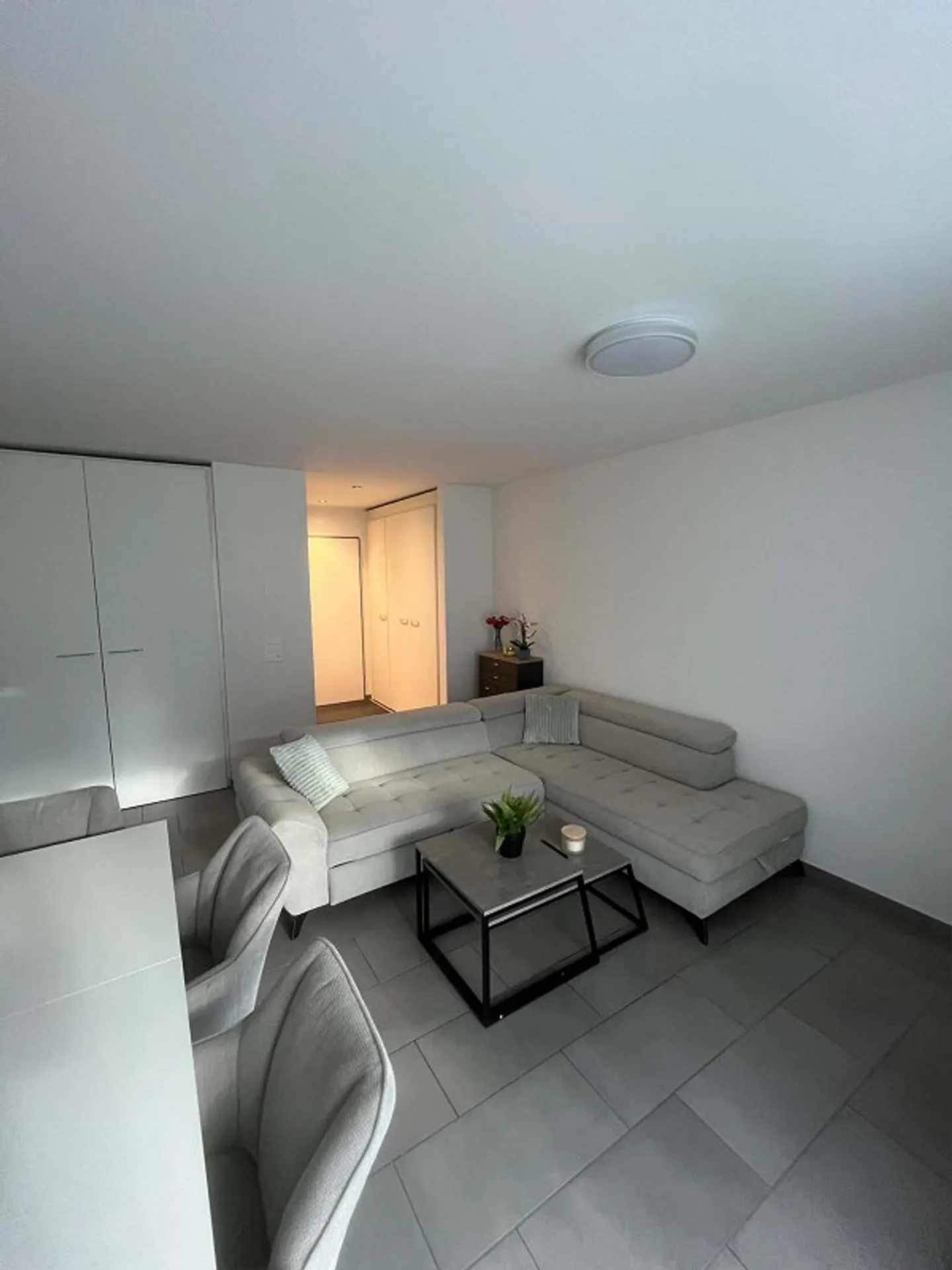 2.5 Room Apartment - Photo 15 of 27