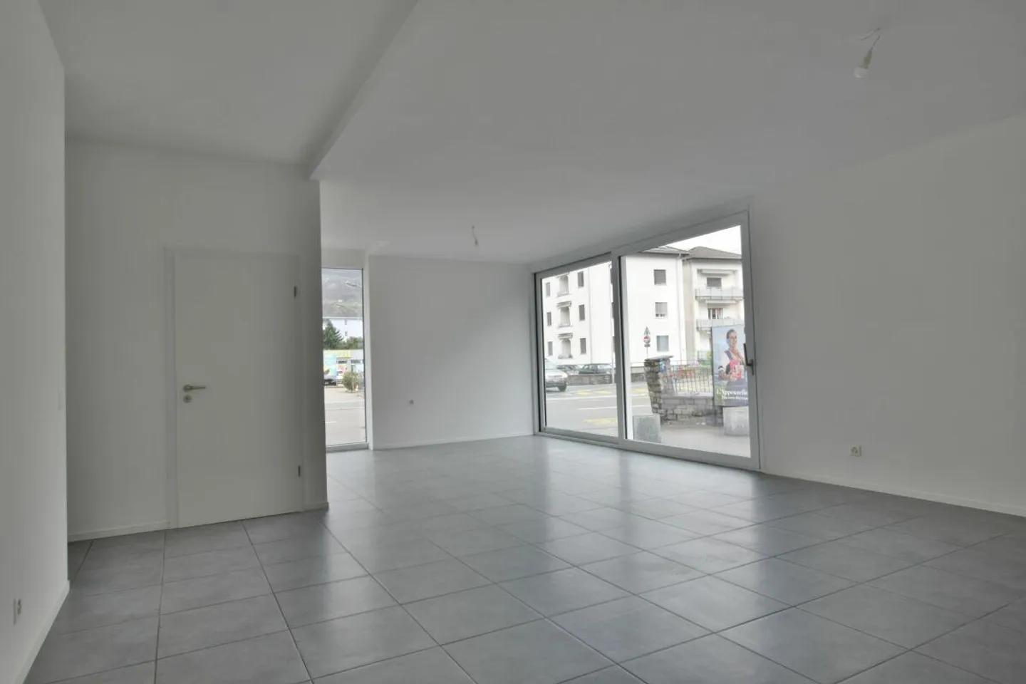 Heller und Vielseitiger Gewerberaum - Foto 1 von 5