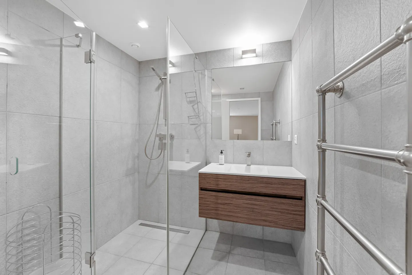 Magnifique propriété rénovée au cœur de Collonge Bellerive - Photo 29 sur 40