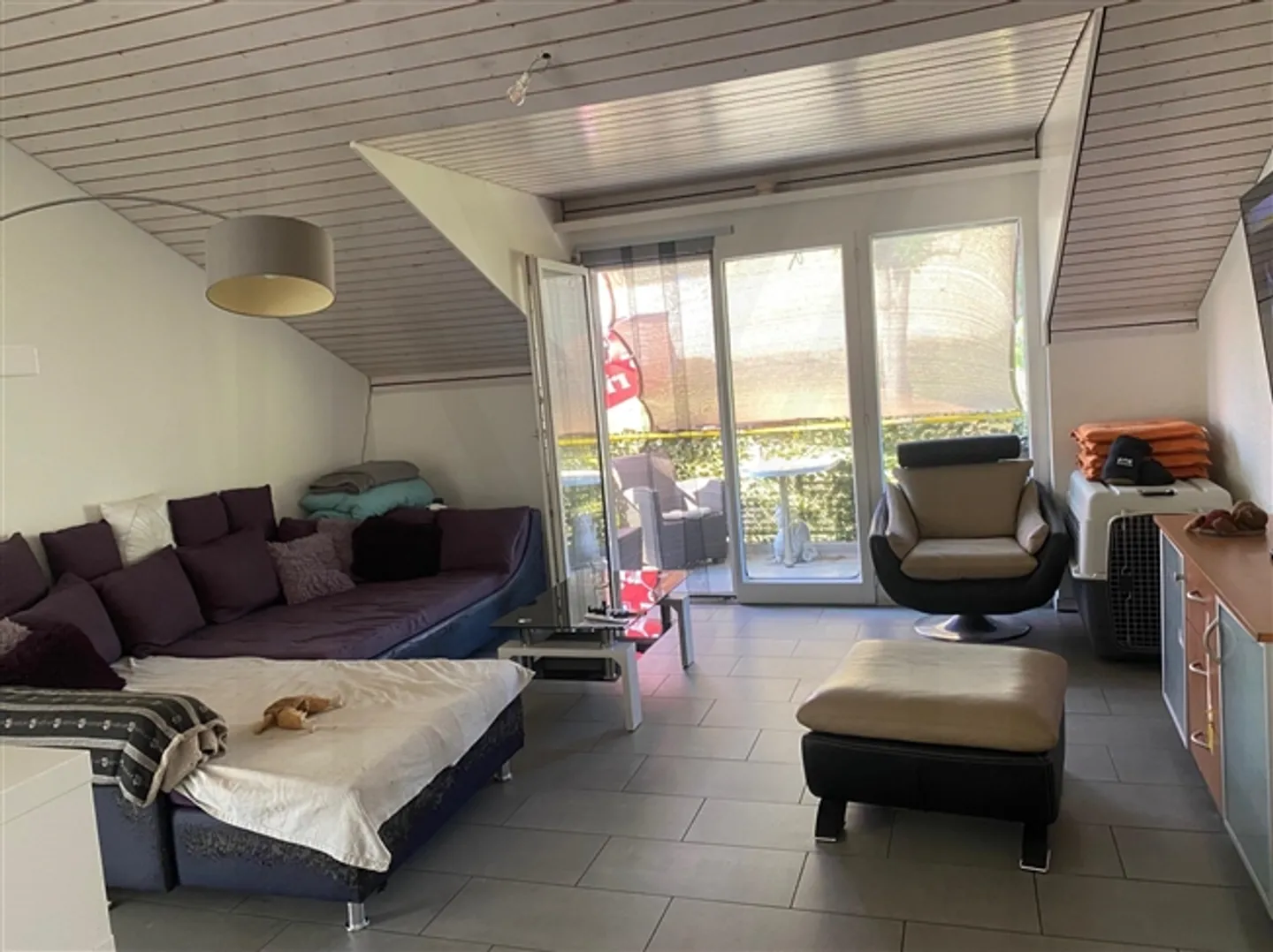 Piano superiore, appartamento di 4,5 stanze in affitto - Foto 6 di 10