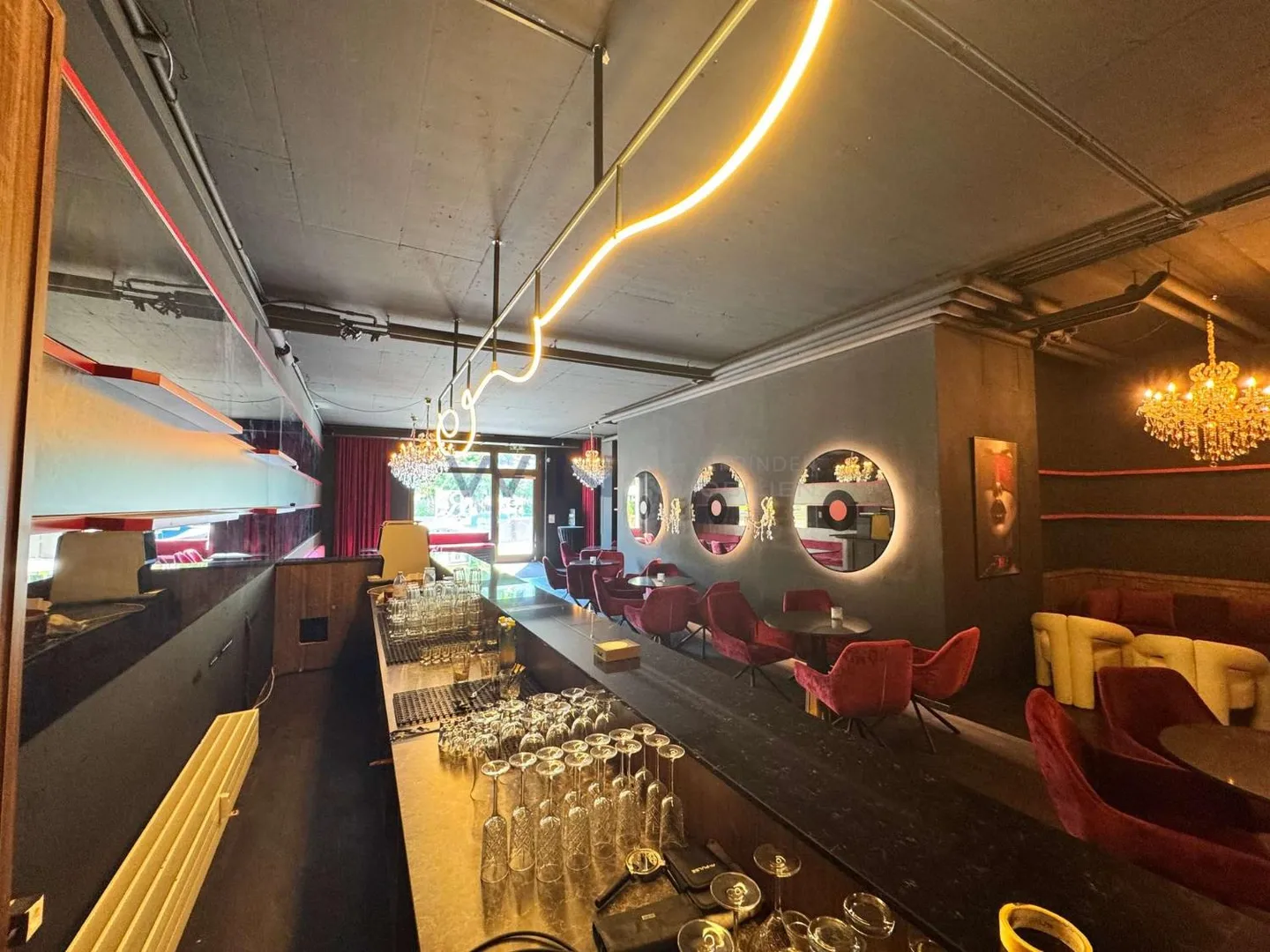 Espace Commercial de Premier Choix - Photo 3 sur 8