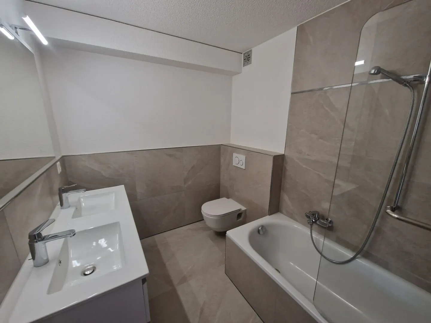 Appartement à vendre - Photo 6 sur 7