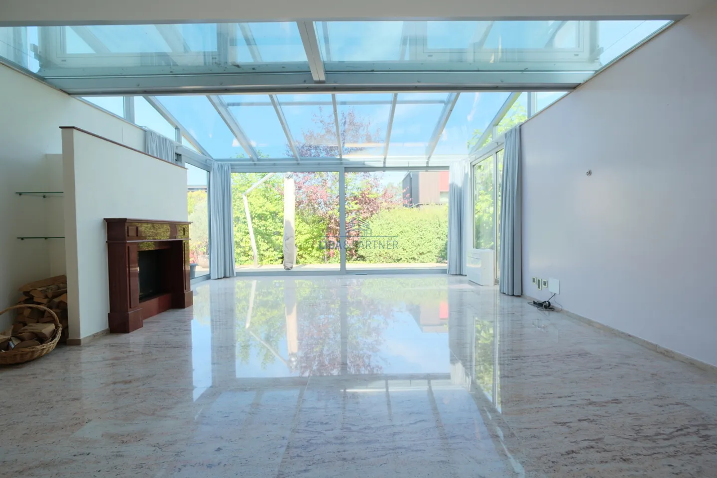 Detached House in Immediate Proximity to the Ermitage and Goetheanum - Photo 2 of 14