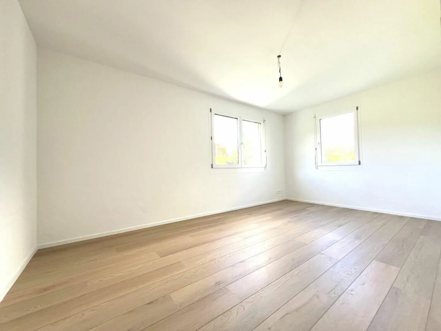 Exclusive Living Experience with Style - Within Walking Distance to the Center of Ei... - Photo 13 of 18