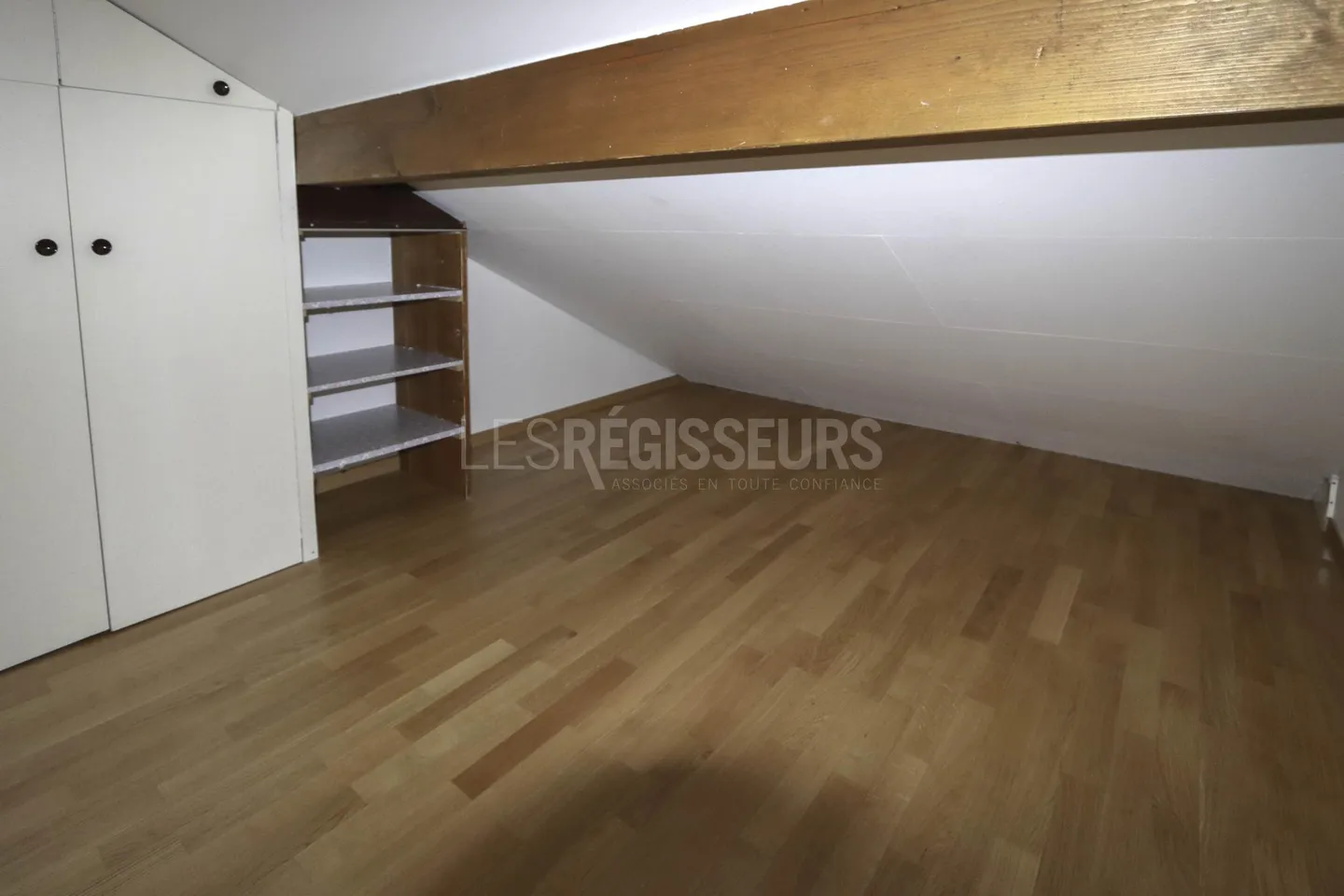 Appartamento in vendita - Foto 3 di 7