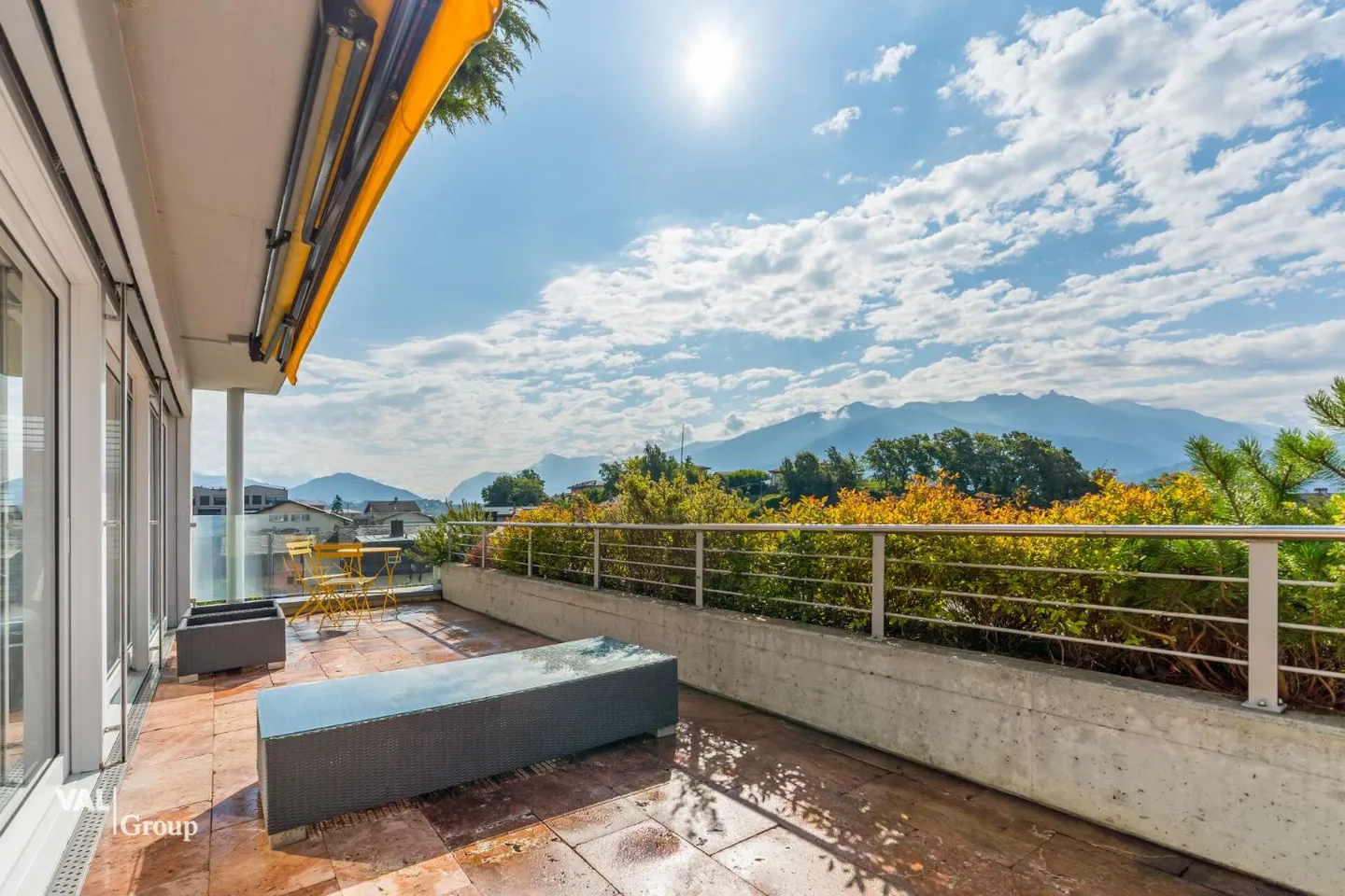La tua nuova casa a Savièse - luminoso appartamento di 5.5 stanze con balcone - Foto 9 di 12