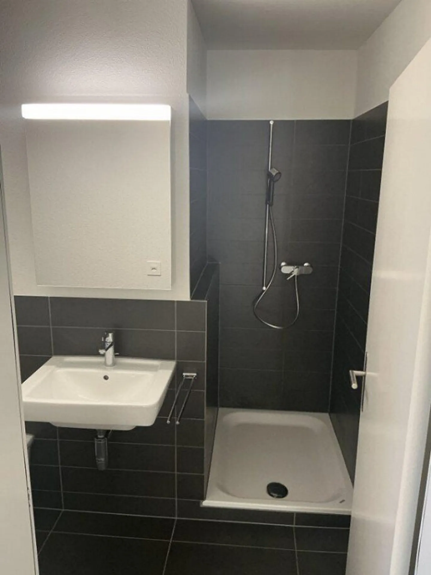 Beautiful 3.5 room apartment in a central location - Photo 5 of 6