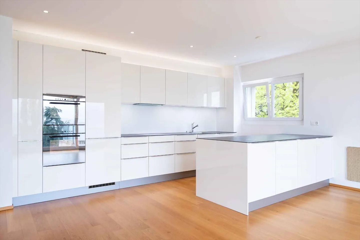 Magnificent 3.5-room penthouse apartment - Photo 7 of 12