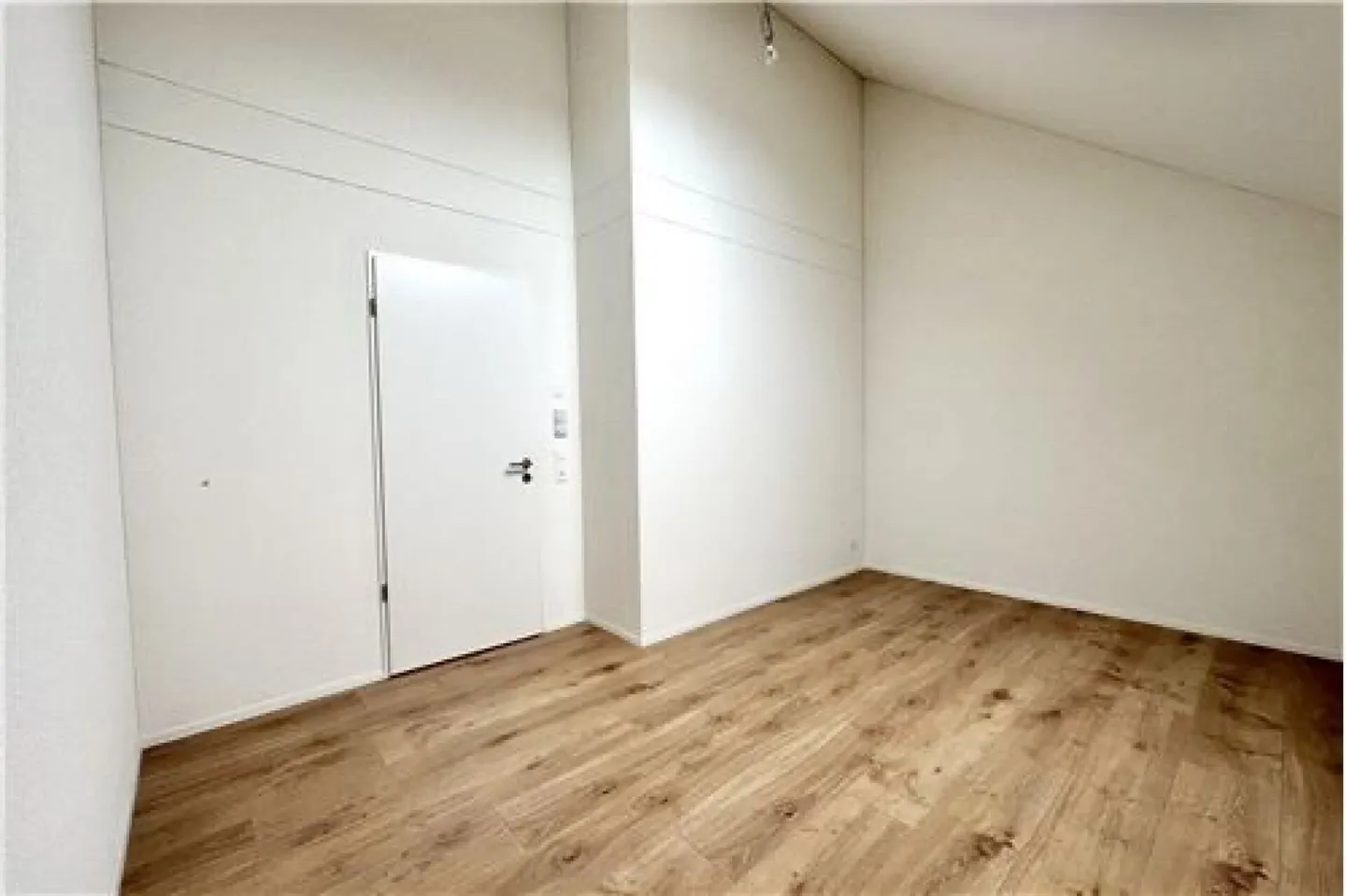 Appartamento maisonette moderno, quasi nuovo di 4,5 stanze - Foto 6 di 13